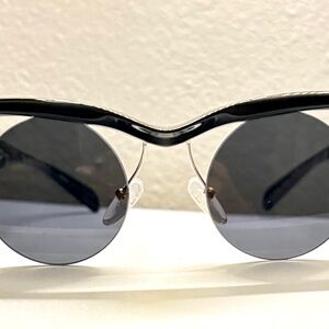 PRADA
PR A24S